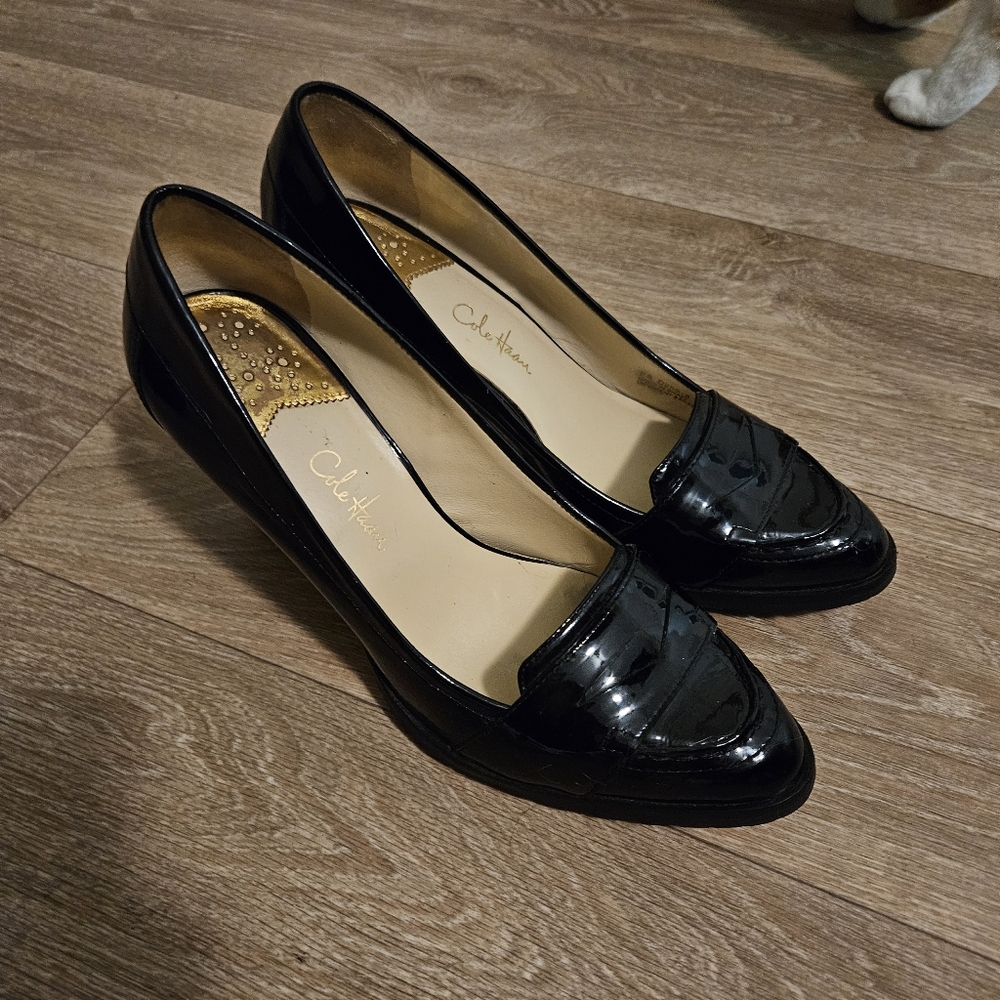 COLE HAAN Heels DressShoe Sz 9.5 W/ NIKE SOLES (RUN SMALL) Patent Black Leather